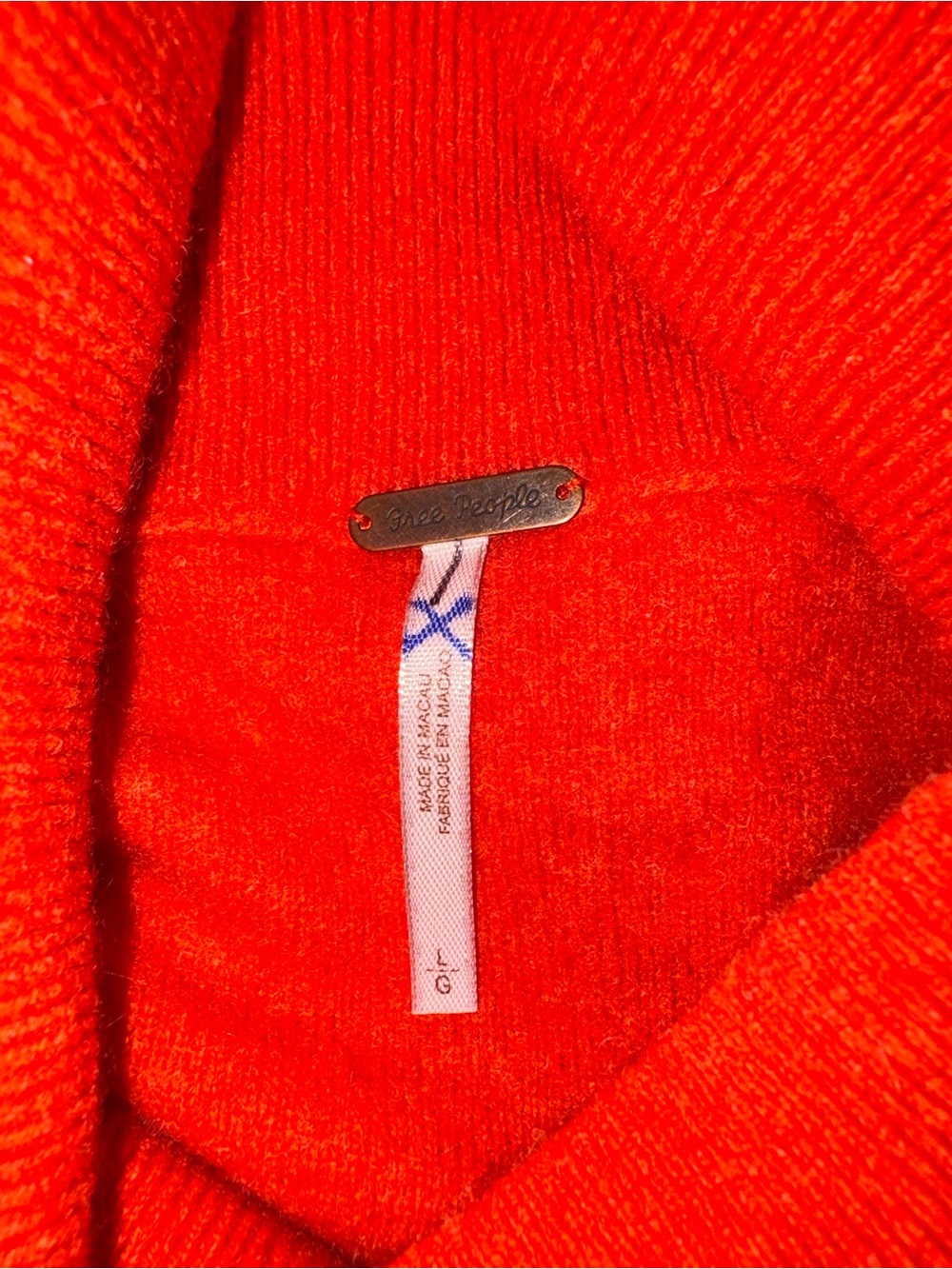 Free People Red Cashmere Sweater Size Large - Picture 6 of 8